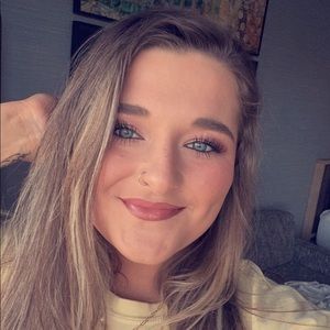 Meet your Posher, Savannah